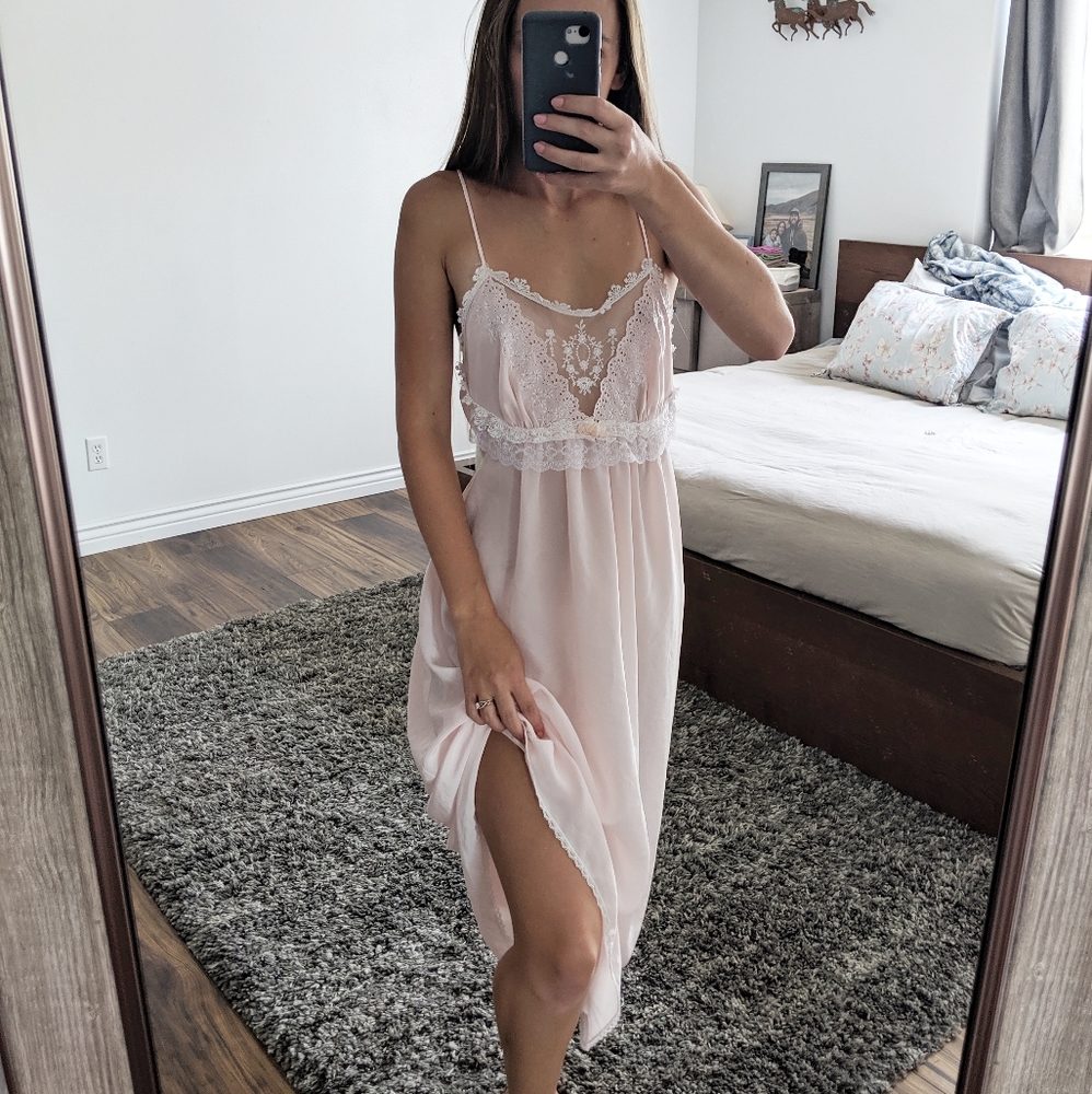Vintage Christian Dior Lace Pink Lingerie …